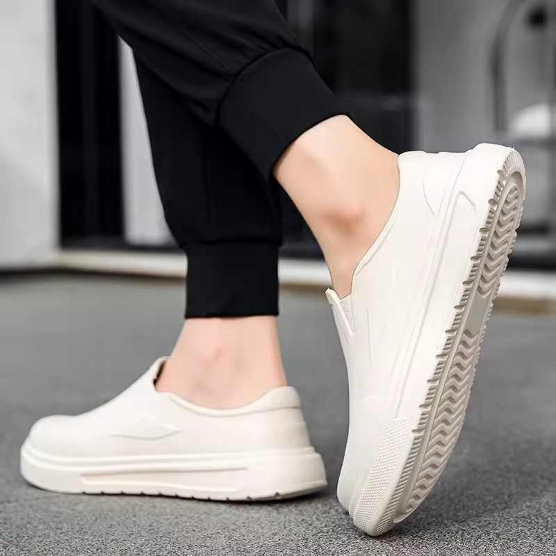 Men's Lightweight Slip-On Work Shoes – Oil Resistant, Easy to Clean Kitchen Work Footwear