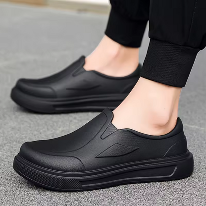 Men's Lightweight Slip-On Work Shoes – Oil Resistant, Easy to Clean Kitchen Work Footwear